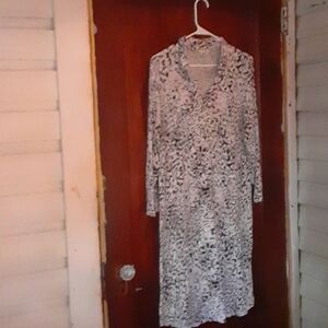 Cabi sz large Tee Shirt dress